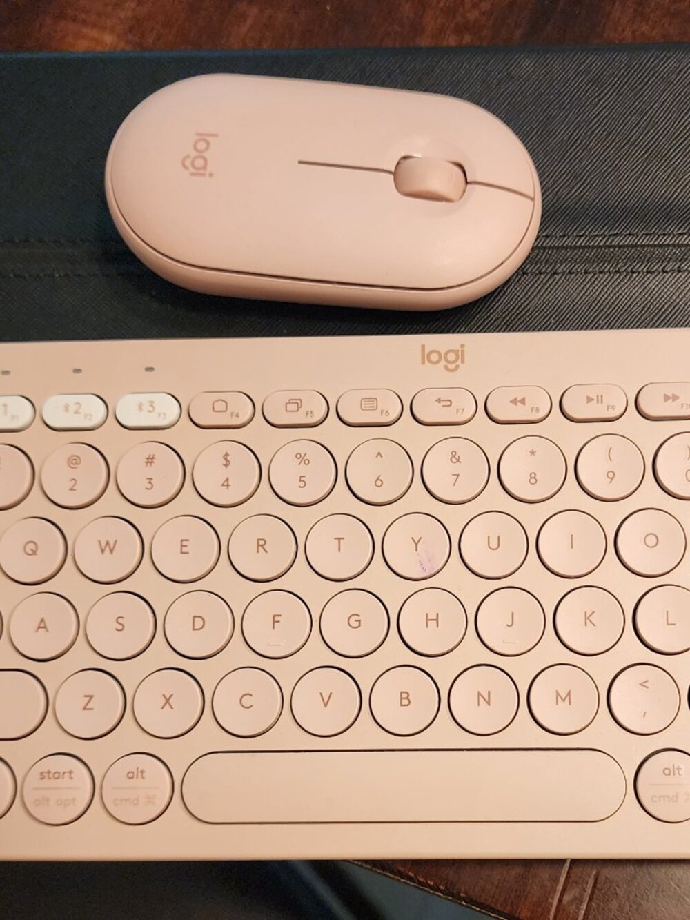 Logitech M350 K380 Combo - Includes K380 and M350 in the Rose color